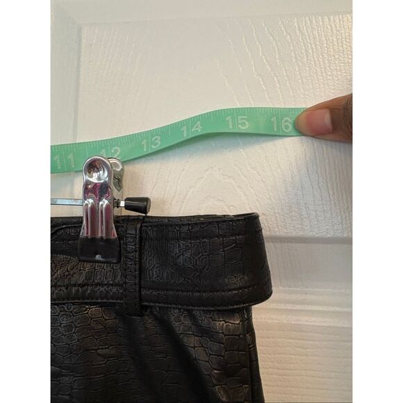 Stella Luce Black Vegan Leather Skirt - Picture 9 of 10